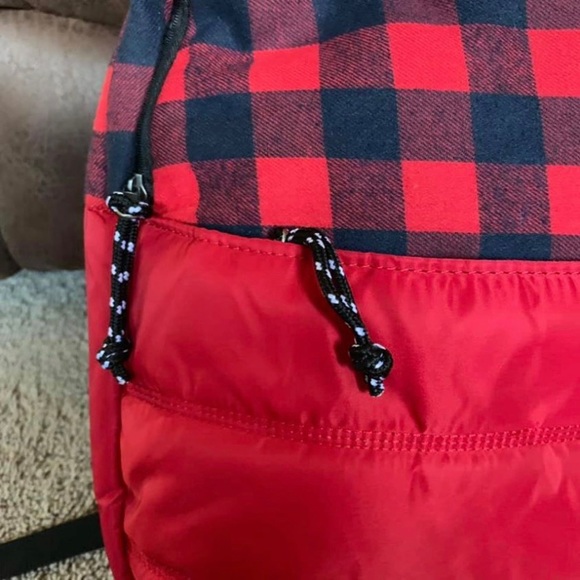 Cat & Jack Quilted Fleece Red Backpack 14 in NWT - Picture 5 of 8